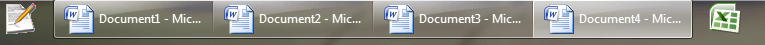 Обрезанный снимок экрана панели задач Windows 7, на котором несколько запущенных копий MS Word отображаются в виде отдельных вкладок, когда панель находится в режиме 